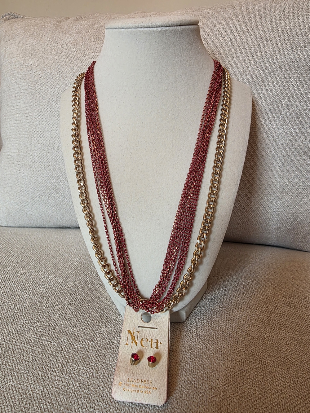 NWT Neu Gold Tone Red Multi Strand Necklace Set With Red Rhinestone Earrings